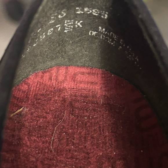 Munro Iriana slip on flats embossed floral black size 9 1/2 - Picture 9 of 10